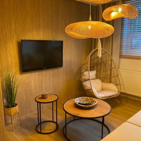 Komfortowy Rodzinny Forest&sea Llla דירה *